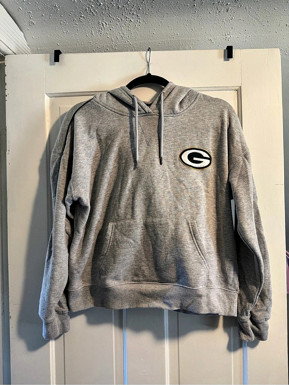 NFL Team Apparel Green Bay Packers Gray Pullover Hoodie
